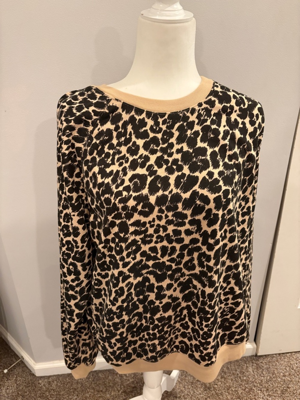 Maeve by Anthropologie Leopard-Print Crewneck Sweatshirt  Large